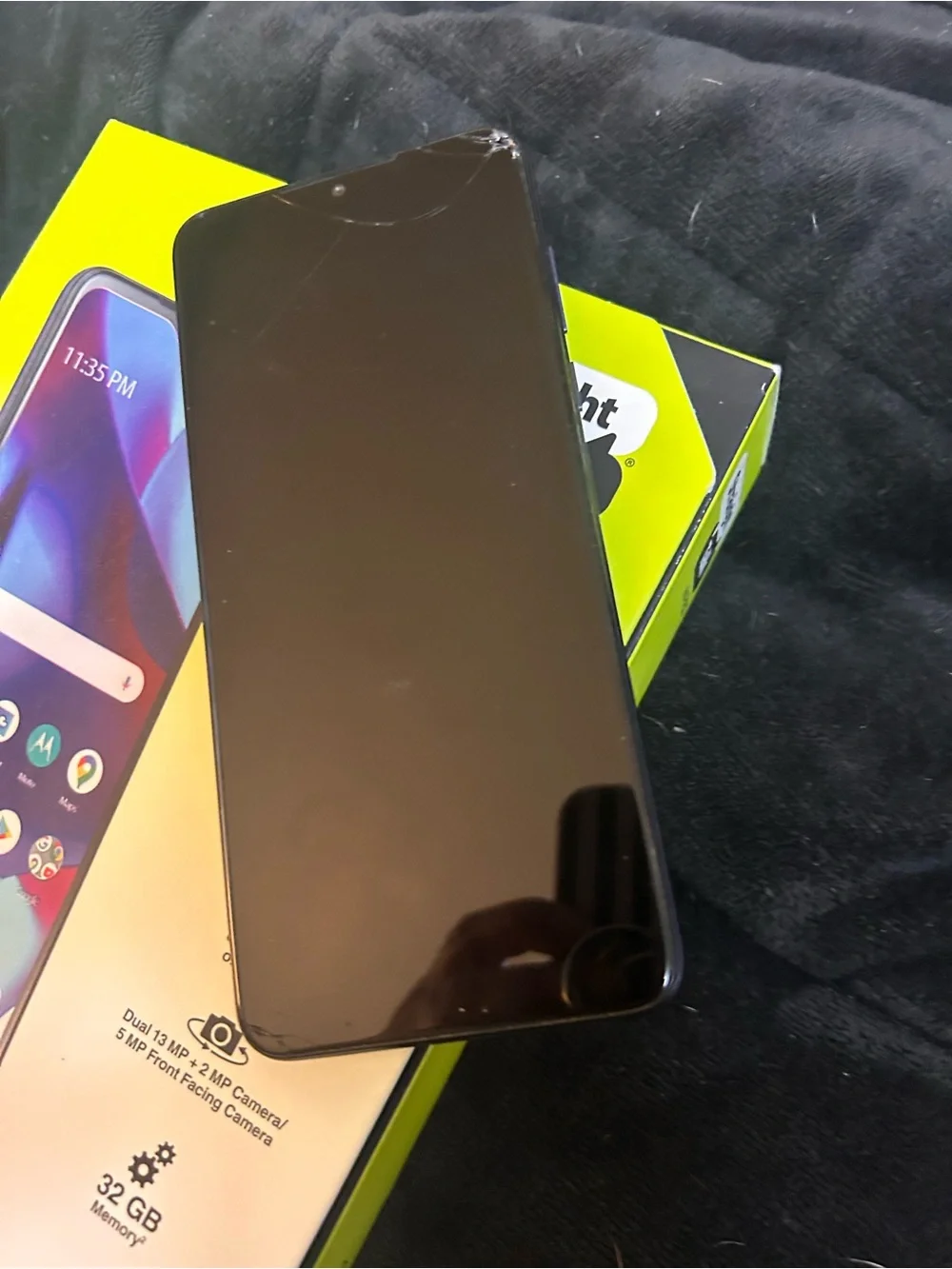 Motorola moto g Pure Smartphone - Yellow and Black Packaging